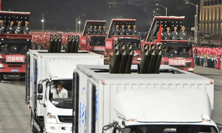 Kuzey Kore nin Kamufle Edilmiş MLRS Sistemi Rusya da Görüldü